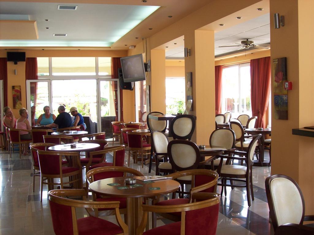 Thomas Bay Hotel Agios Stefanos Avliotes  Exterior foto
