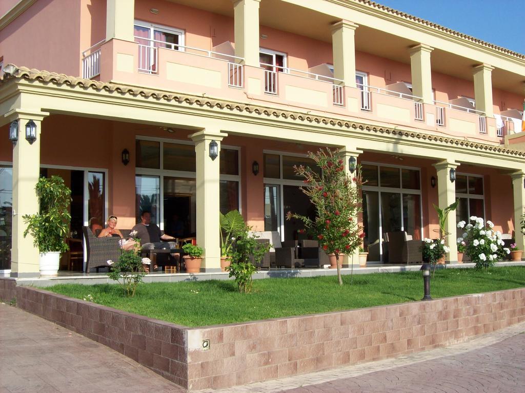 Thomas Bay Hotel Agios Stefanos Avliotes  Exterior foto